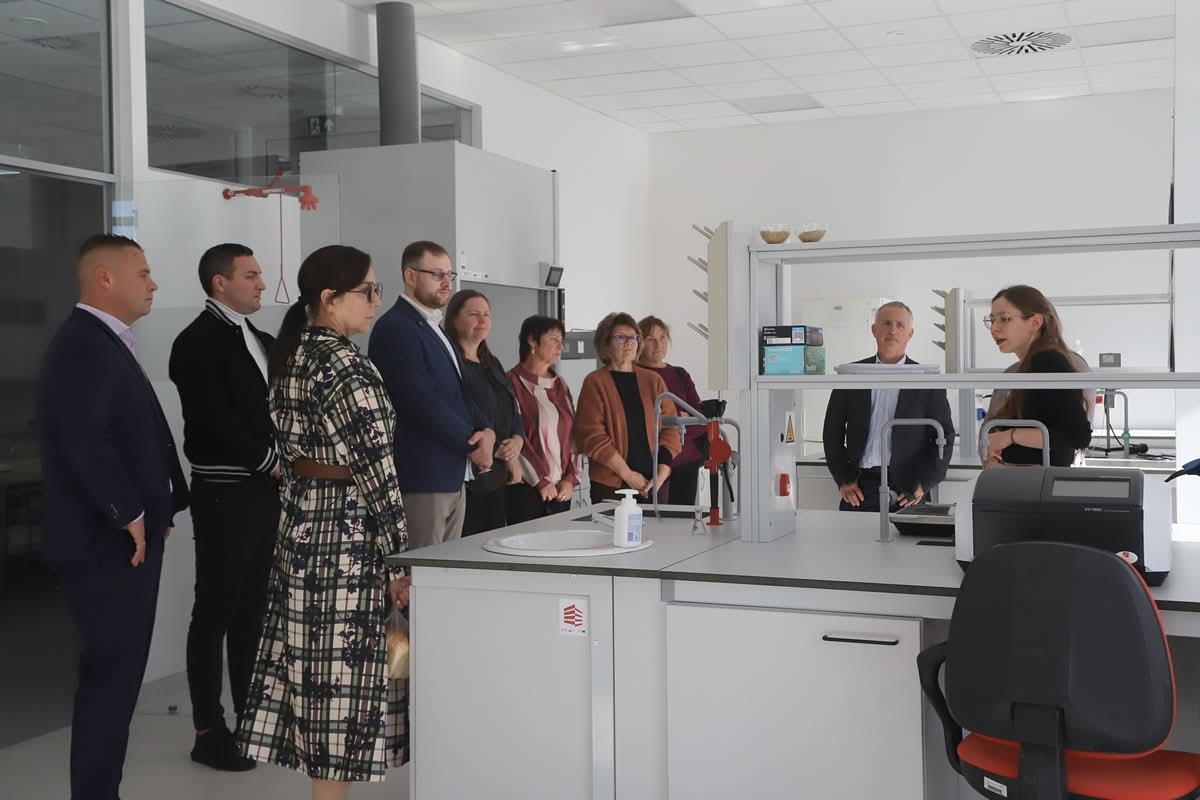 5 coboru laboratorija.jpg